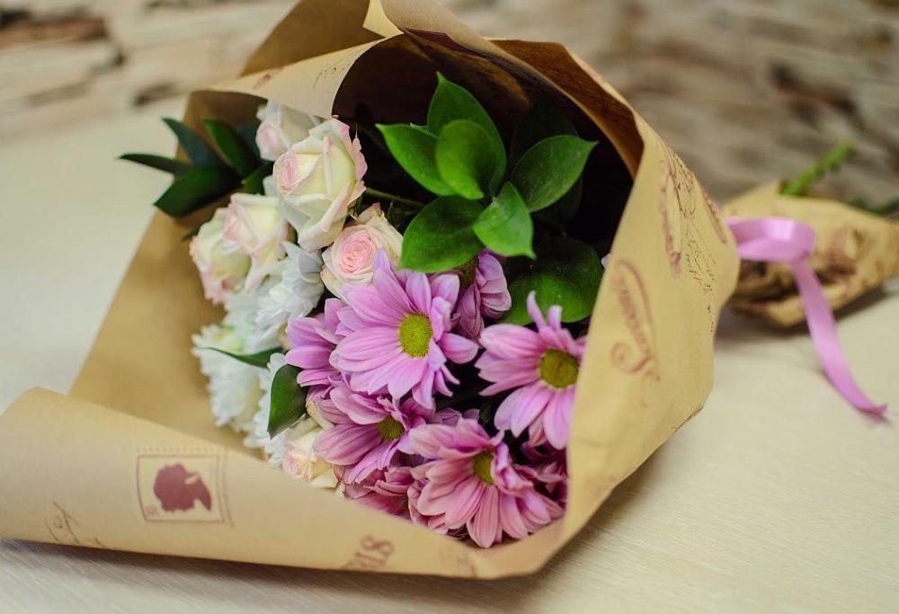 Букет цветов из: Розы и Хризантемы в Алнаши