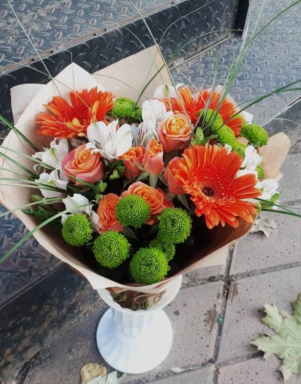 Букет цветов из: Герберы, Хризантемы, Альстромерии и Розы в Алнаши