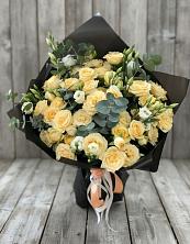 Букет цветов из:  Розы и Лизиантусы в Алнаши