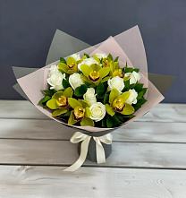 Букет цветов из:  Орхидеи и Розы в Алнаши