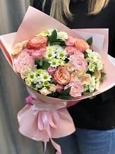 Букет нежные объятья в Алнаши Букет цветов из: Гвоздики, Розы и Хризантемы в Алнаши