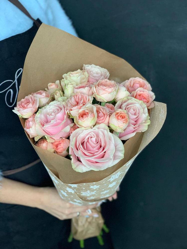 Букет цветов из: Хризантемы и Розы в Алнаши