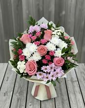 Букет цветов из:  Альстромерии, Гвоздики, Розы и Хризантемы в Алнаши