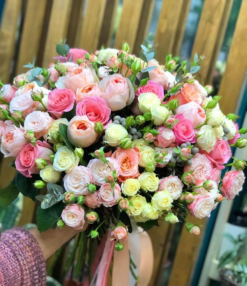 Букет цветов из: Розы в Алнаши