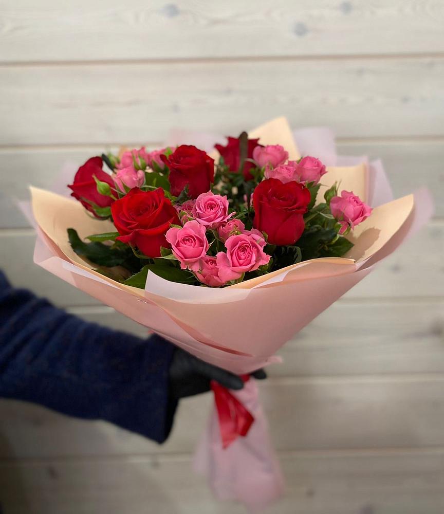 Букет цветов из: Розы в Алнаши