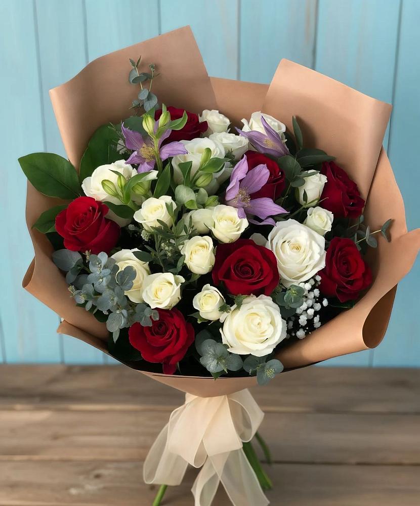 Букет цветов из: Розы и Альстромерии в Алнаши