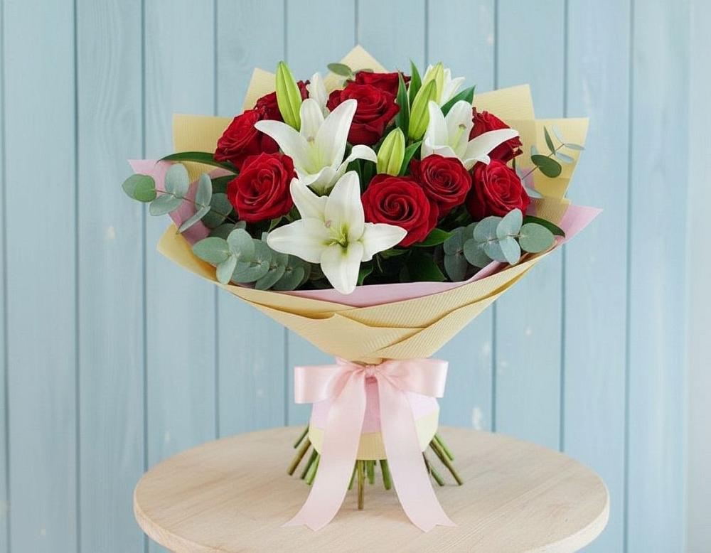 Букет цветов из: Лилии и Розы в Алнаши